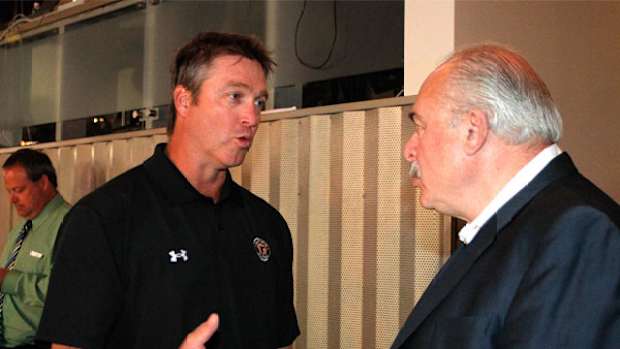 patrick-roy-coach-avalanche.jpg